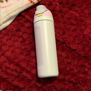 Owala 24 oz Candy Coated